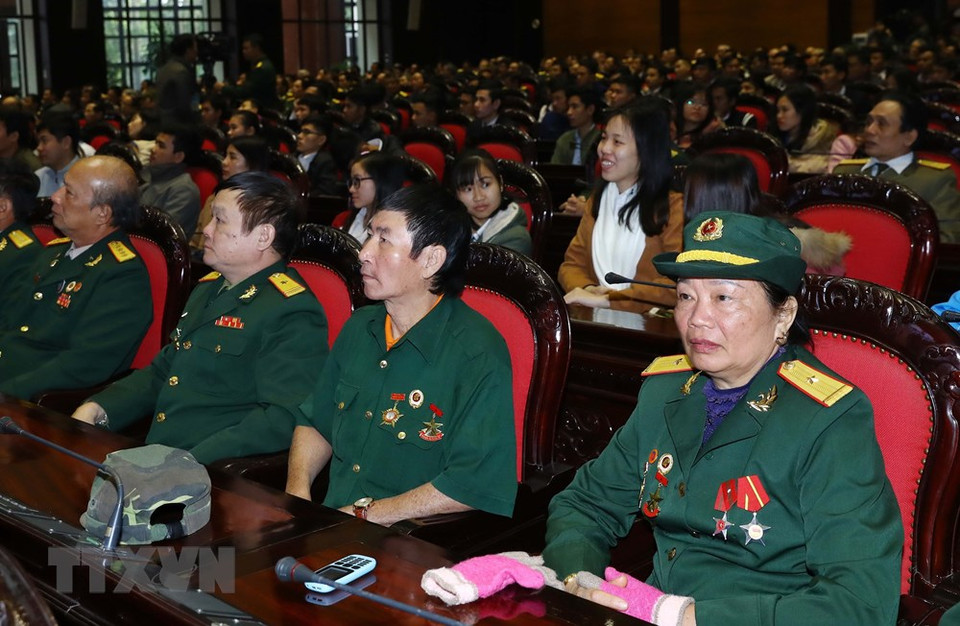 Representantes de las fuerzas armadas de Vietnam (Fuente: VNA)