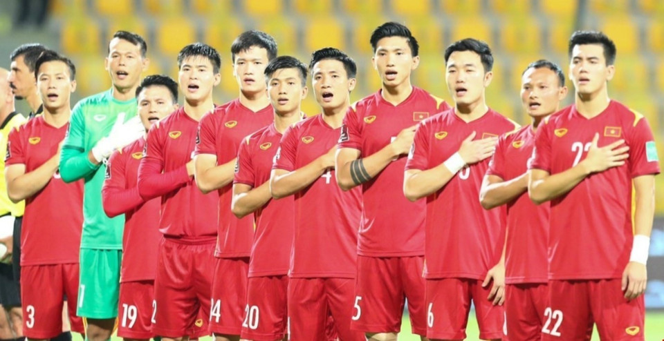 El equipo vietnamita antes del partido. (Foto: Hoang Linh, reportero de VNA en los Emiratos Árabes Unidos)