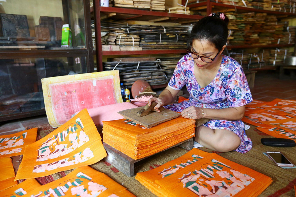 Vietnam presentará en diciembre próximo a la UNESCO el expediente sobre la pintura folclórica de Dong Ho, para solicitarle el reconocimiento como Patrimonio Cultural Intangible en necesidad de preservación. (Fuente: VNA)