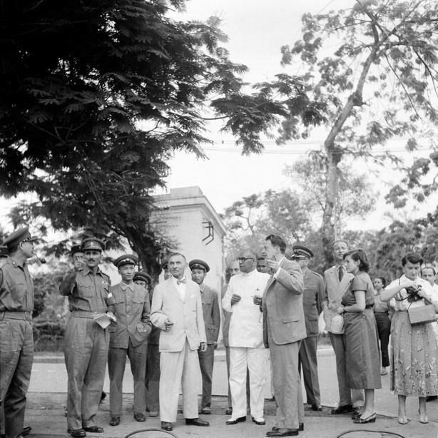 Observadores internacionales supervisaron el retiro de las tropas francesas del puerto de Hai Phong, según el Acuerdo de Ginebra. (Fuente: archivos de VNA)