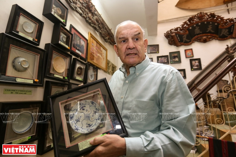 "Detrás del tiempo de las antigüedades está la intensa vitalidad de los valores humanos y la profundidad cultural e histórica de la nación vietnamita", dijo Mark Rapoport. (Foto: VNA)