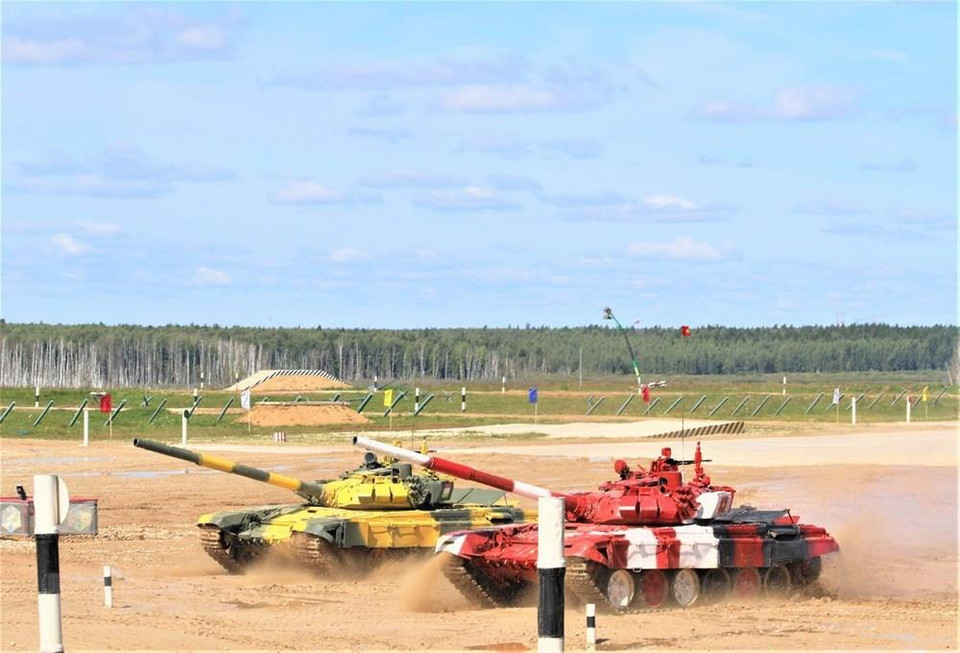 Myanmar fue descalificado por violar regulaciones sobre la seguridad en el uso de las armas, y chocar contra el tanque de Tayikistán. (Fuente: VNA)