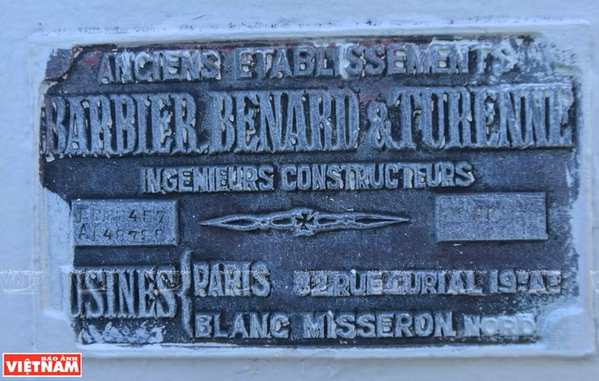 El faro de 15,6 m de altura tiene una visibilidad geográfica de hasta 14 millas náuticas (Foto: VNA)