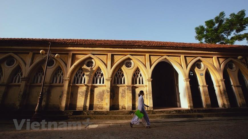 La Basílica So Kien tiene el honor de ser la cuna de dos mártires, el sacerdote Truong Van Thi y el catequista Peter Truong Van Duong. (Foto: VNA)