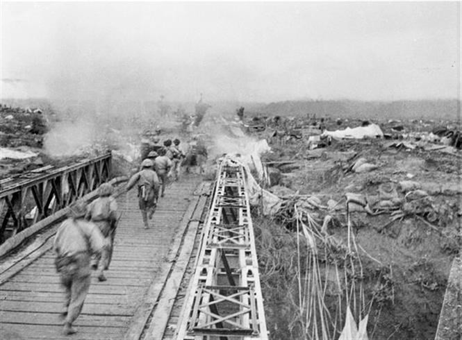 Puente de Muong Thanh (Foto: VNA)
