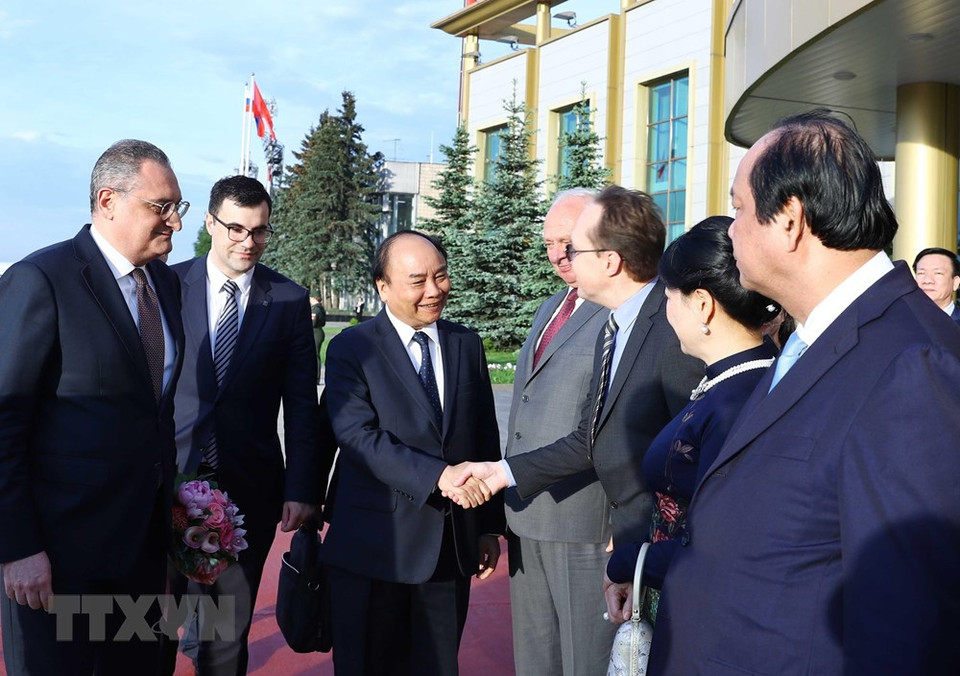 Ceremonia de despedida al primer ministro Nguyen Xuan Phuc en el aeropuerto Vnukovo 2 (Foto: VNA)