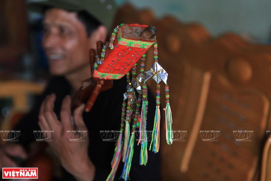 Según profesor To Ngoc Thanh, presidente de la Asociación de las Artes Populares de Vietnam, Then es un espacio cultural nacional. (Fuente: VNA)