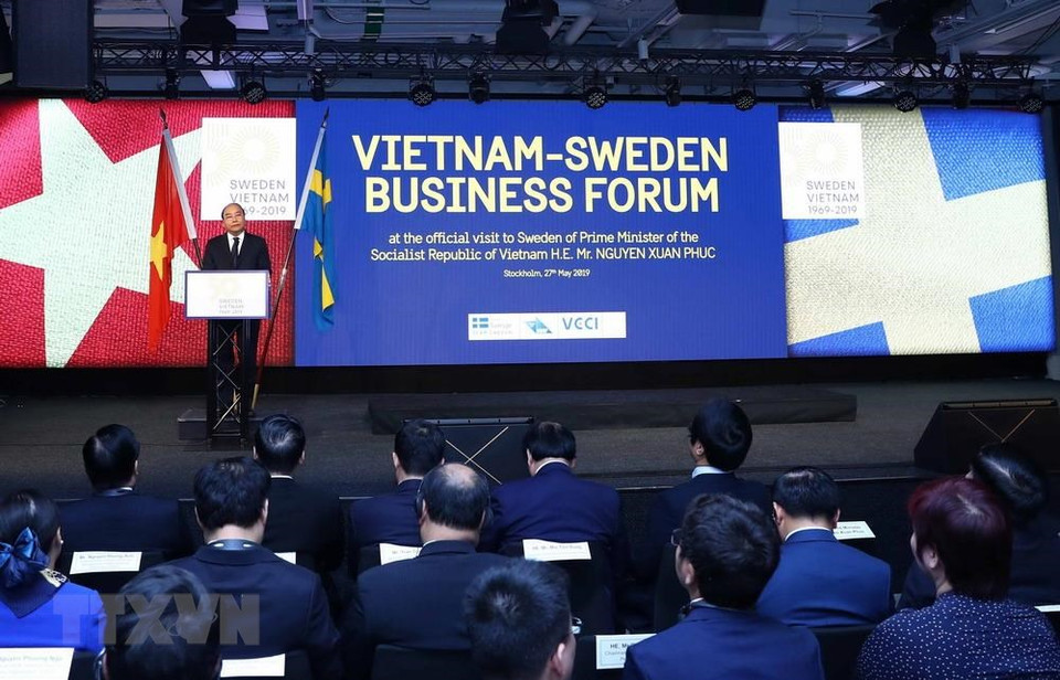 Premier sueco, Stefan Löfven, interviene en el Foro Empresarial Vietnam-Suecia. (Foto: VNA)