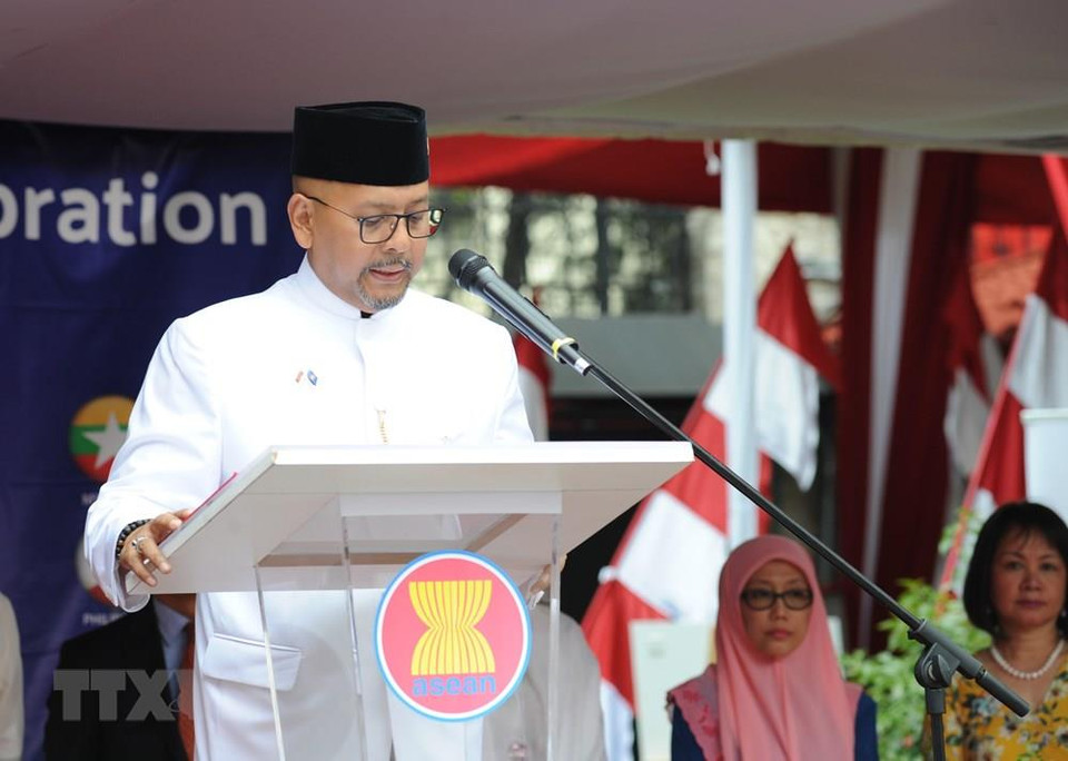 Embajador de Indonesia Cosmas Cheppy Tri Prakoso Wartono en la ceremonia. (Foto: VNA)