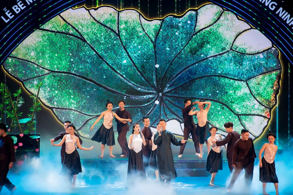 Presentación artística en Foro de Turismo ASEAN 2019 en Ha Long. (Fuente: VNA)