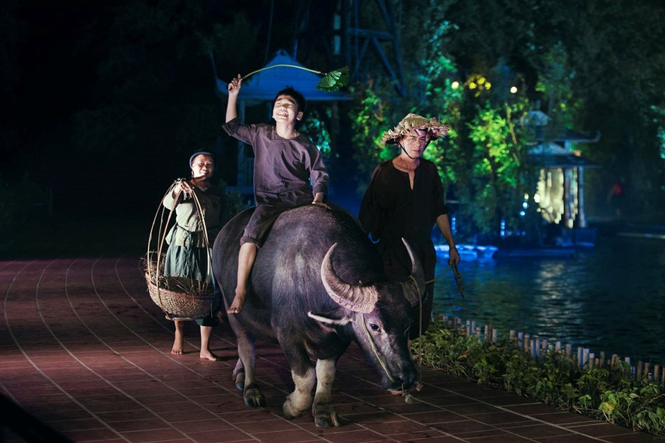 El canal CNN seleccionó a “Quintaesencia de Tonkín” como una obra artística que se deben disfrutar cuando arriban a Hanoi. (Fuente: CTV/VNA)