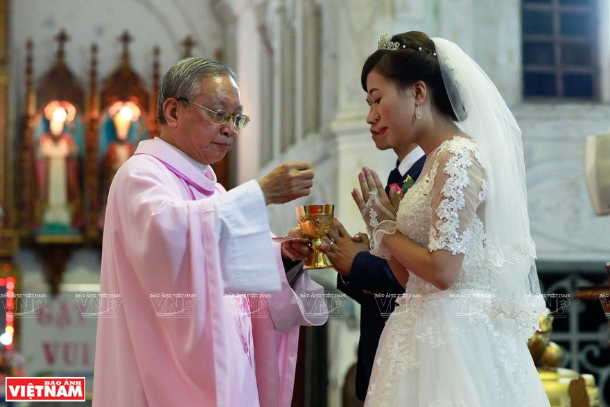 Una boda en la iglesia Phu Nhai, provincia norteña de Nam Dinh. (Fuente: VNA)