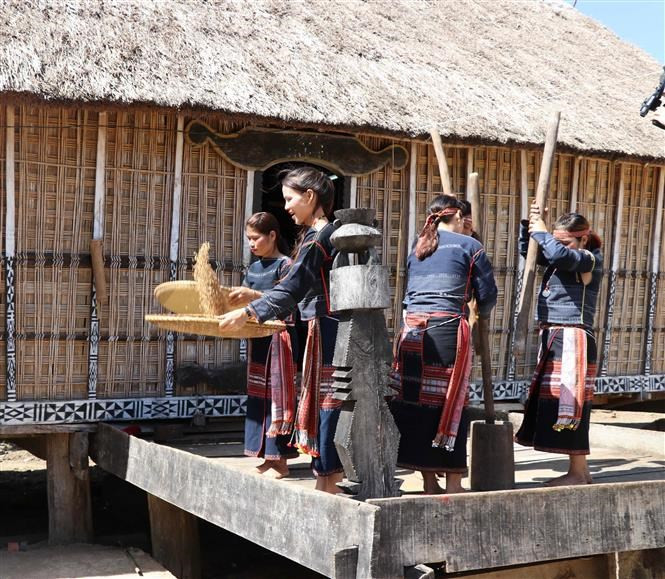 Gia Lai también promueve las clases de gongs entre los jóvenes. (Foto: VNA)