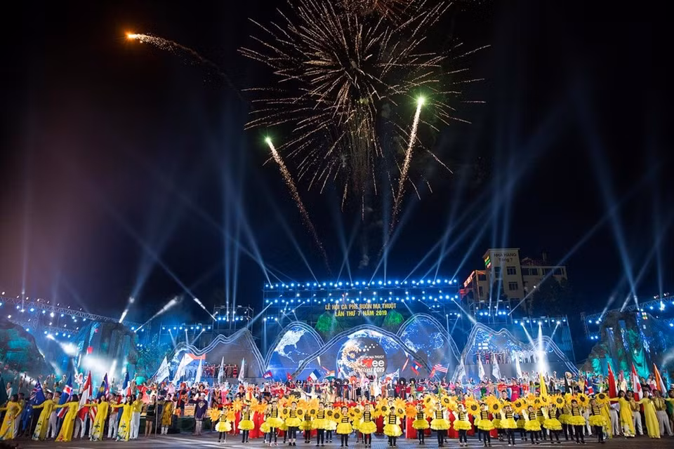 Impresionante escenario en el Festival del Café en Buon Ma Thuot. (Foto: VNA)