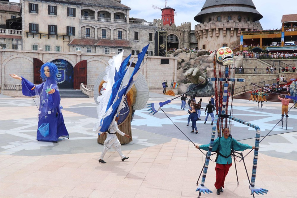 Presentación artística en la Fiesta Danzas del Sol. (Fuente: VNA)