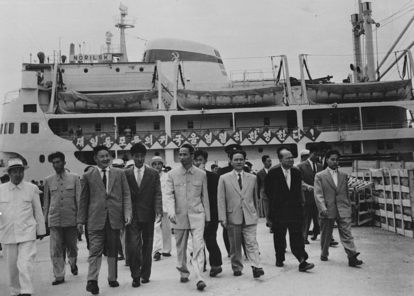 El primer ministro vietnamita, Pham Van Dong, visitó la ciudad de Hamhung (provincia de Hamgyong Nam) el 19 de junio de 1961, como parte de la visita oficial a la República Popular Democrática de Corea. (Fuente: VNA)