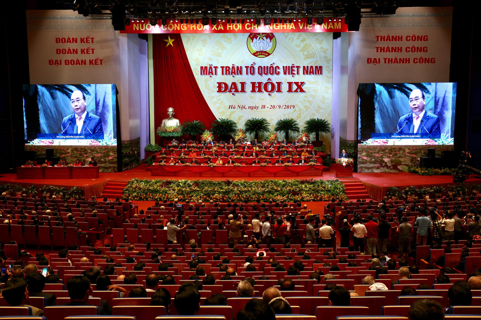 FPV, mayor organización de masas de Vietnam, desempeña un papel importante en los movimientos patrióticos y democráticos, así como en garantizar los derechos e intereses legítimos de los pobladores, y en la supervisar la construcción partidista. (Fuente: VNA)