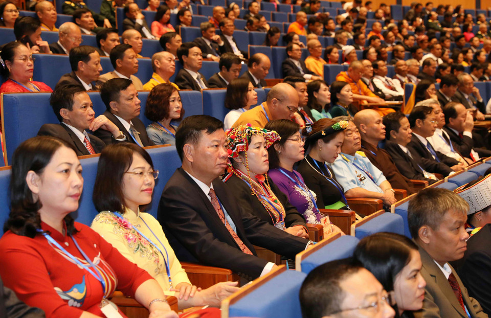 FPV, mayor organización de masas de Vietnam, desempeña un papel importante en los movimientos patrióticos y democráticos, así como en garantizar los derechos e intereses legítimos de los pobladores, y en la supervisar la construcción partidista. (Fuente: VNA)