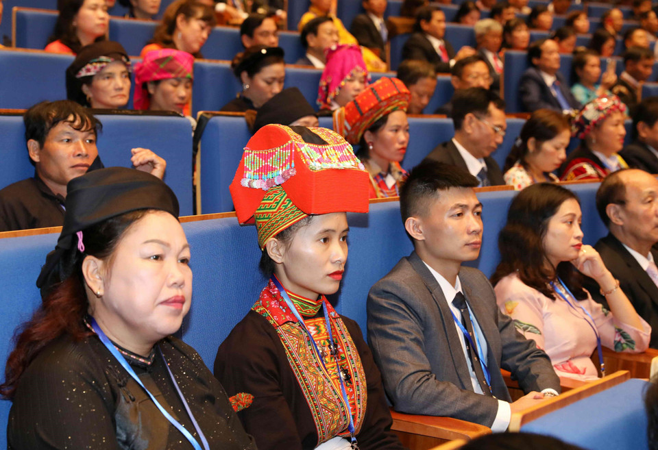 FPV, mayor organización de masas de Vietnam, desempeña un papel importante en los movimientos patrióticos y democráticos, así como en garantizar los derechos e intereses legítimos de los pobladores, y en la supervisar la construcción partidista. (Fuente: VNA)