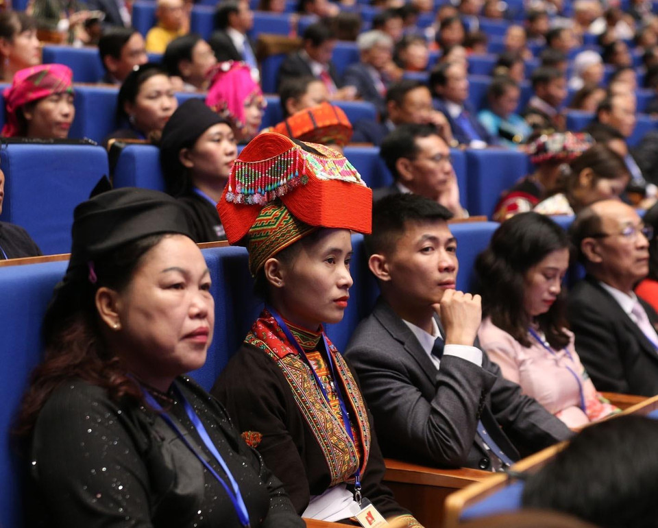 FPV, mayor organización de masas de Vietnam, desempeña un papel importante en los movimientos patrióticos y democráticos, así como en garantizar los derechos e intereses legítimos de los pobladores, y en la supervisar la construcción partidista. (Fuente: VNA)