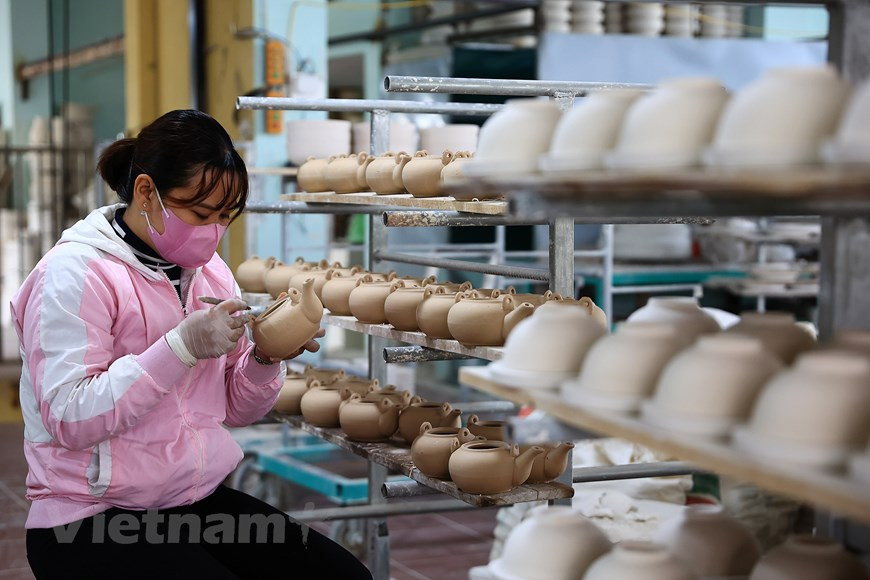 Los productos de Bat Trang están presentes en todas las regiones del país (Fuente: Vietnamplus)