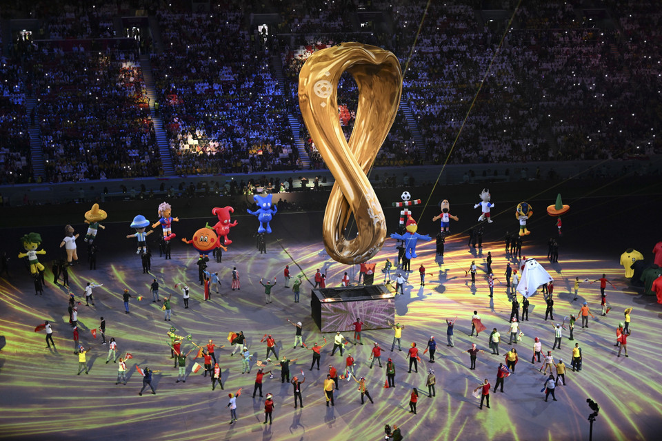 Momento de actuación en la ceremonia de la Copa Mundial 2022, en el estadio de Al Bayt en Al Khor, Qatar (Fuente: Xinhua/VNA)