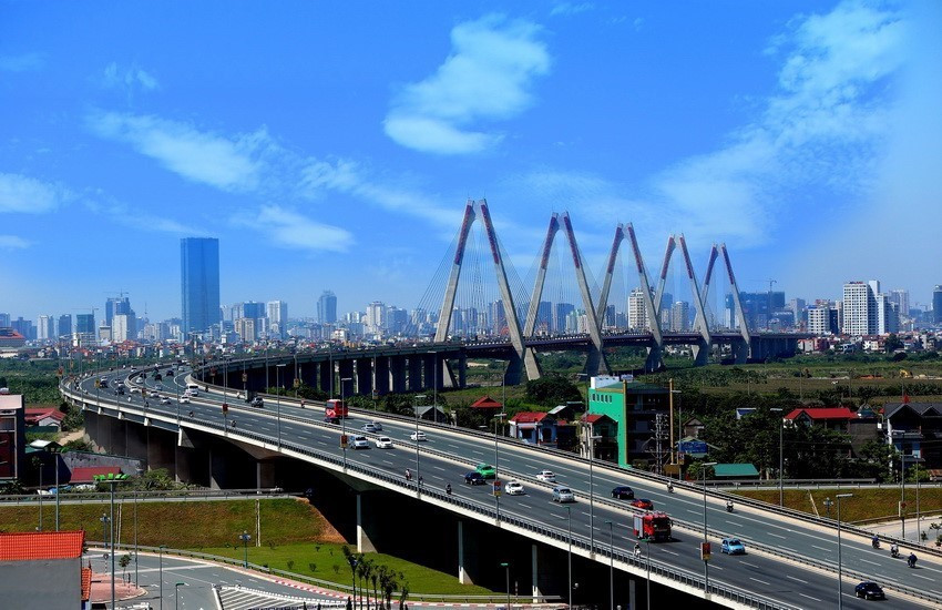El puente de Nhat Tan (Fuente:VNA)