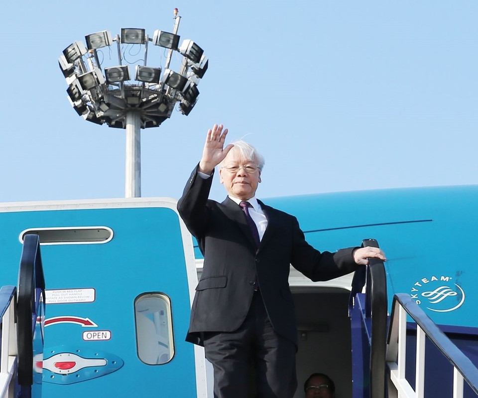 El Secretario General del Partido Comunista de Vietnam, Nguyen Phu Trong, llega al aeropuerto internacional Ferenc Liszt en Budapest. (Fuente: VNA)