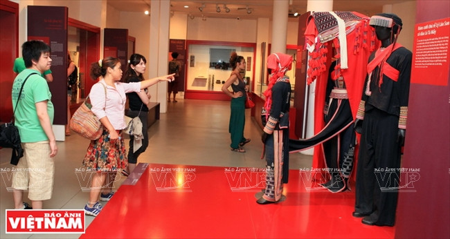 Fue fundado en 1987 y abierto desde 1995. La dependencia de la Unión de Mujeres de Vietnam preserva una colección de unos 25 mil documentos y objetos.