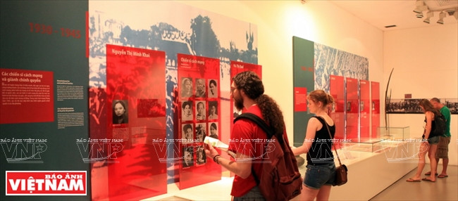 Imágenes y recuerdos de las mujeres conocidas en la historia.