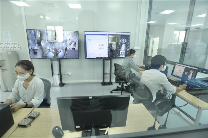 El establecimiento clínicio cuenta con mil trabadores médicos, incluidos 272 doctores y 680 enfermeros. (Foto: VNA)