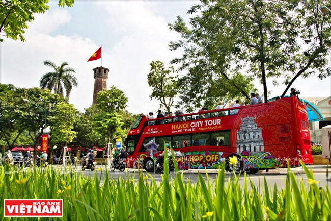 El servicio brinda un recorrido por14 destinos favoritos de Hanoi. (Fuente:VNA)