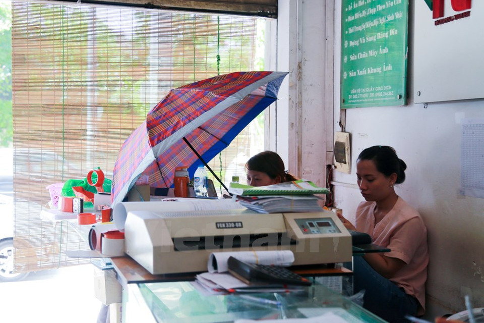 Nuevo invento contra el calor en la oficina de trabajo (Fuente: VNA)