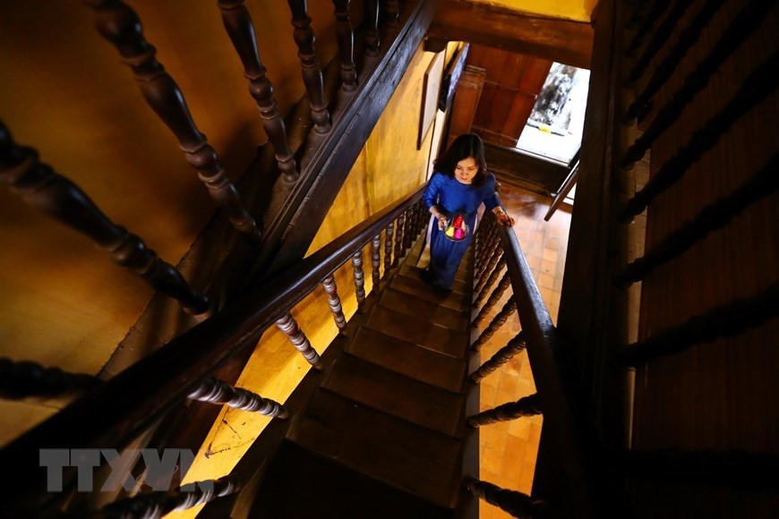 La escalera con una inclinación de 70 a 75 grados constituye uno de los estilos muy particulares de los hanoyenses en el pasado (Fuente: VNA)