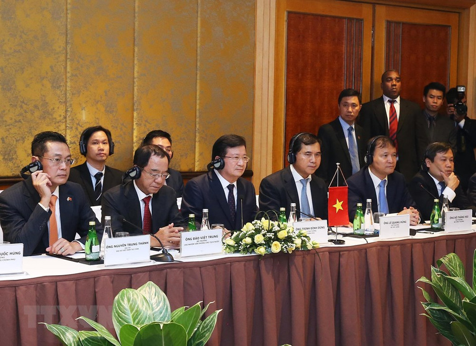 El presidente cubano, Miguel Díaz- Canel, en el Foro empresarial entre ambos países (Fuente: VNA)