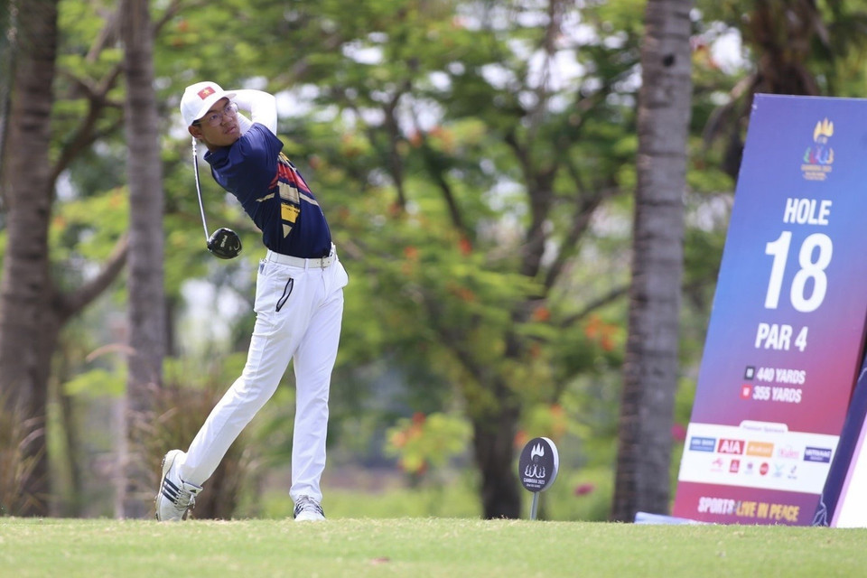 Le Khanh Hung ganó la primera medalla dorada para la selección vietnamita de golf en los SEA Games 32 (Fuente: VNA)