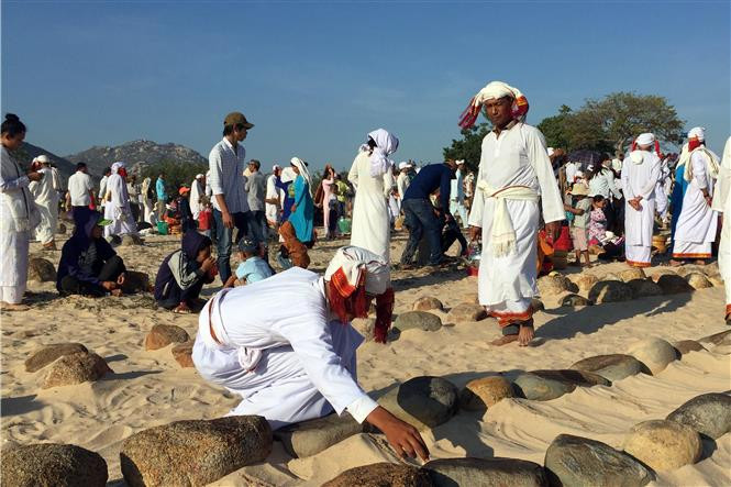 La provincia de Binh Thuan es hoy el hogar de 41 mil personas de la etnia Cham, de los cuales 15 mil son de Cham Bani