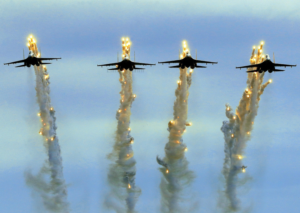 Momento de la actuación del escuadrón Su30 MK (Fuente: VNA)