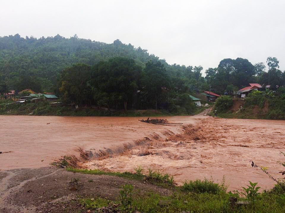 En las provincias de Ha Giang, Phu Tho, Thai Nguyen y Tuyen Quang, hasta este martes los fuertes aguaceros dejaron tres heridos y azotaron una gran superficie de cultivo. 