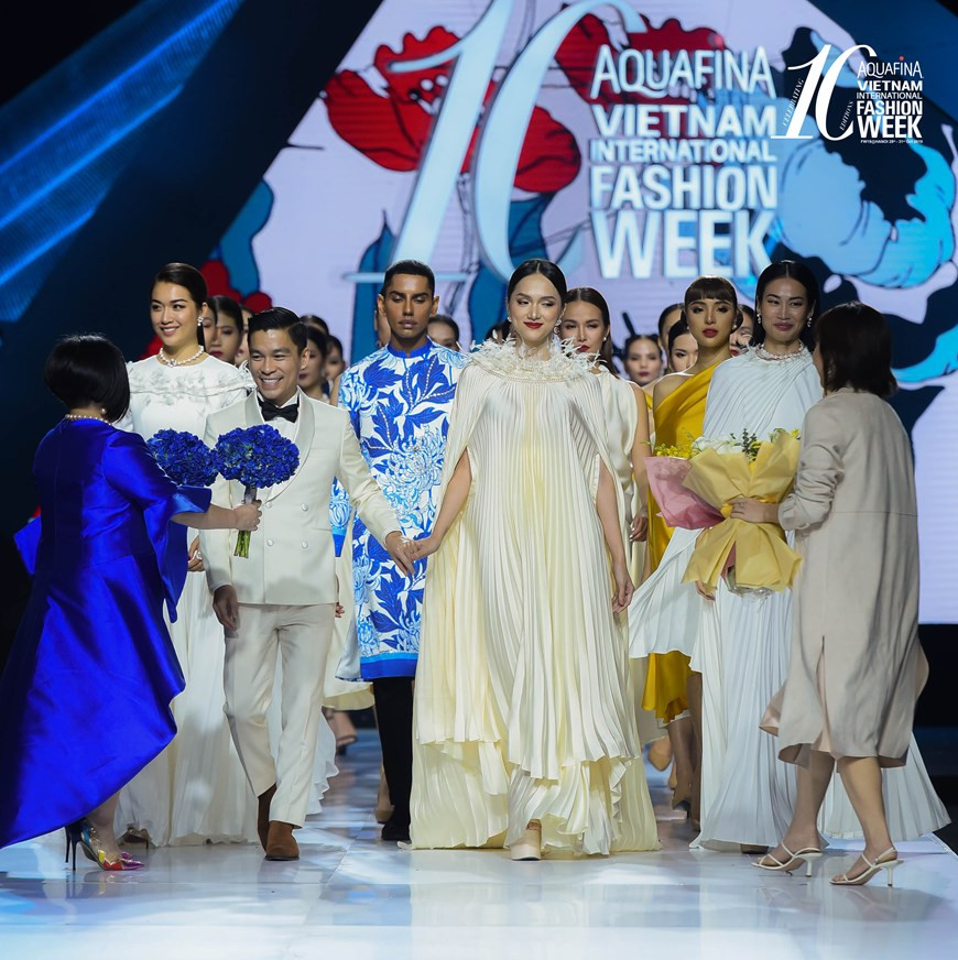 La colección “Yen” de Adrian Anh Tuan. (Fuente: VietnamPlus)