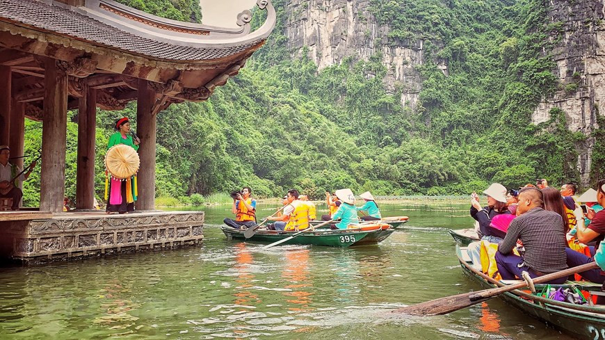 La presentación del canto foclórico (Foto: Vietnamplus)
