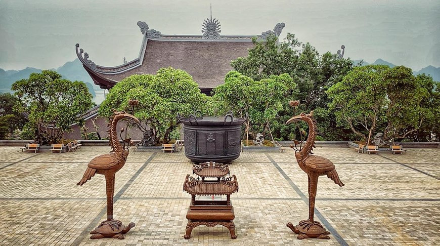 Participan en la construcción de la pagoda Tam Chuc una gran cantidad de artesanos del budismo, el hinduismo, el islam y el catolicismo. (Fuente: Vietnam+)