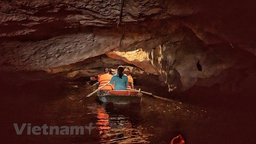 La belleza de una cueva en Trang An (Foto: Vietnamplus)
