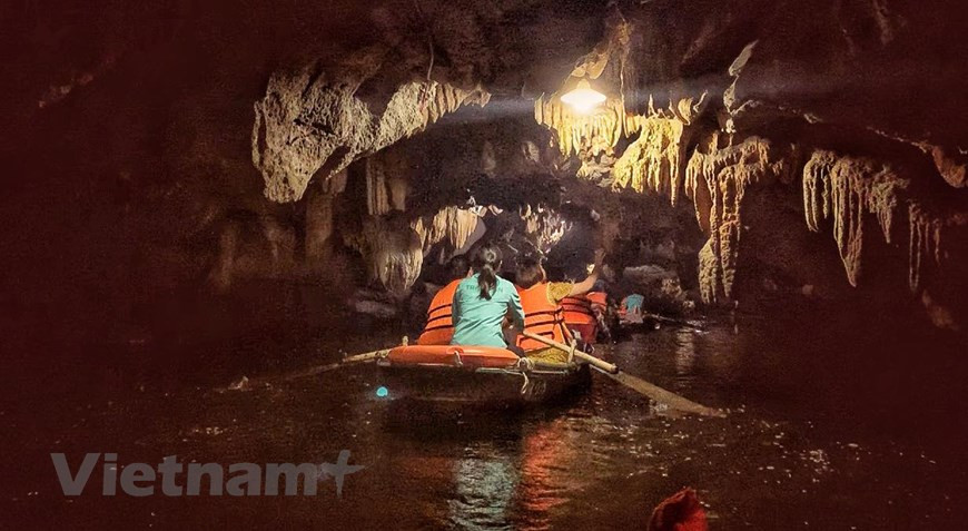La cueva Do, la más larga de Trang An (Foto: Vietnamplus)