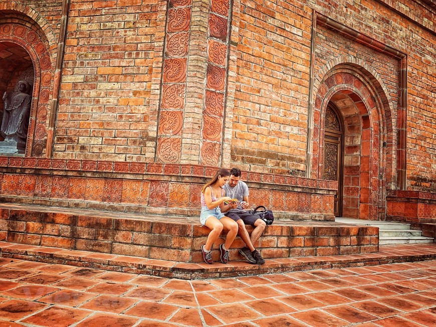 Visitantes extranjeros (Foto: Vietnamplus)