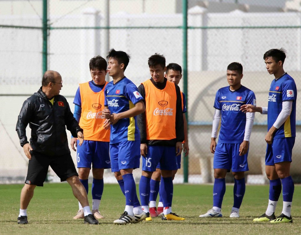 Selección de fútbol de Vietnam se prepara para Copa Asiática 2019, que tendrá lugar este mes en los Estados Árabes Unidos (Fuente:VNA)