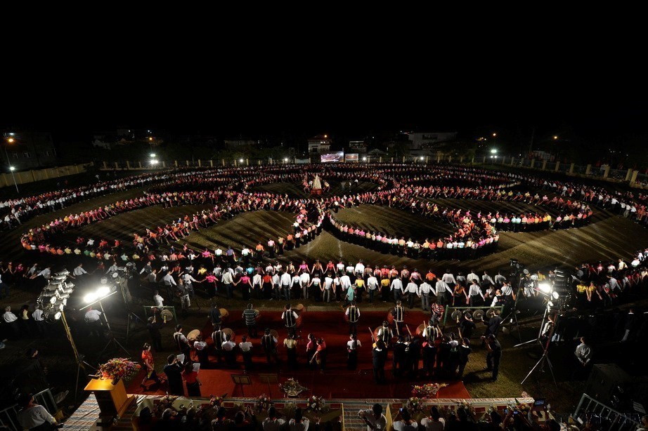 La danza antigua de Xoe, de la etnia Thai, fue reconocida por la UNESCO como patrimonio cultural inmaterial de la humanidad en 2022. (Fuente: VNA)