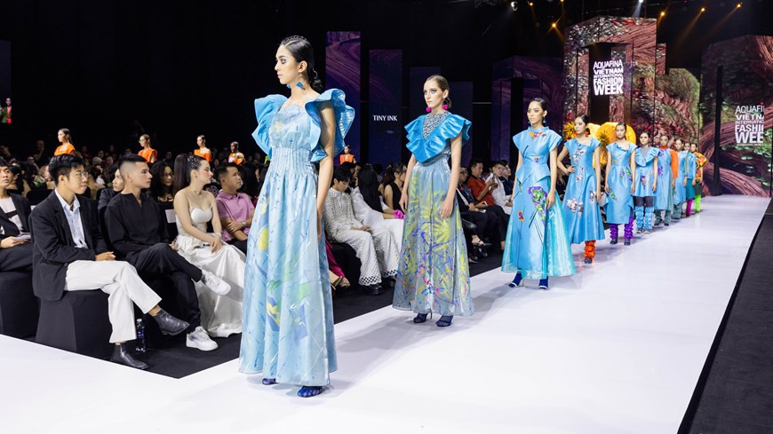 Un diseño de la colección “Gema oculta” de Tiny Ink de Hoang Quyen. (Foto: Vietnam+)