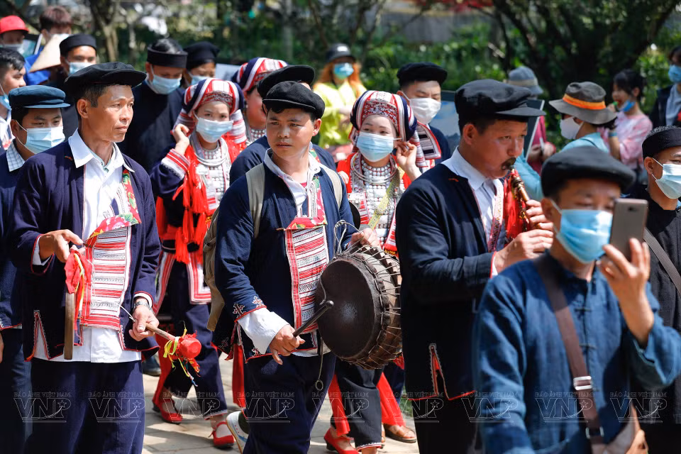 Las ferias periódicas de las zonas montañosas del Norte de Vietnam se recrean en Hanoi (Foto: Revista Ilustrada)