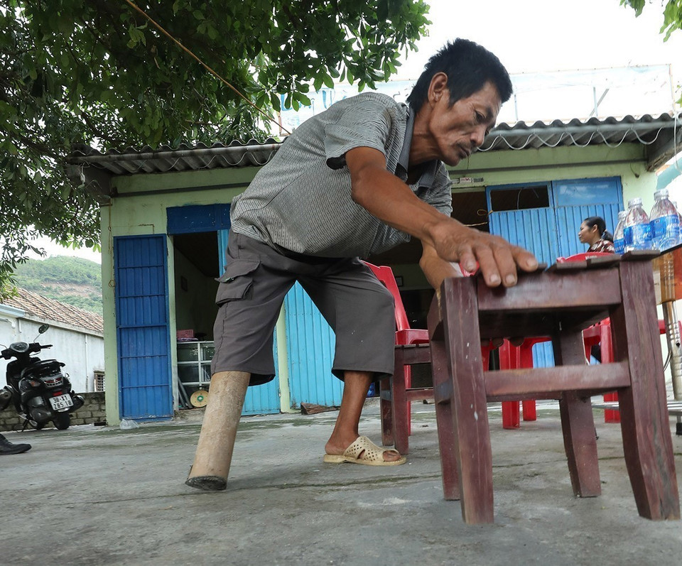 Desde 1975 hasta el momento, las bombas y minas abandonadas provocaron numerosos accidentes, con un saldo de más de 40 mil víctimas mortales y más de 60 mil lesionados. La mayoría de los damnificados son niños y los principales proveedores de la familia. Foto: VNA